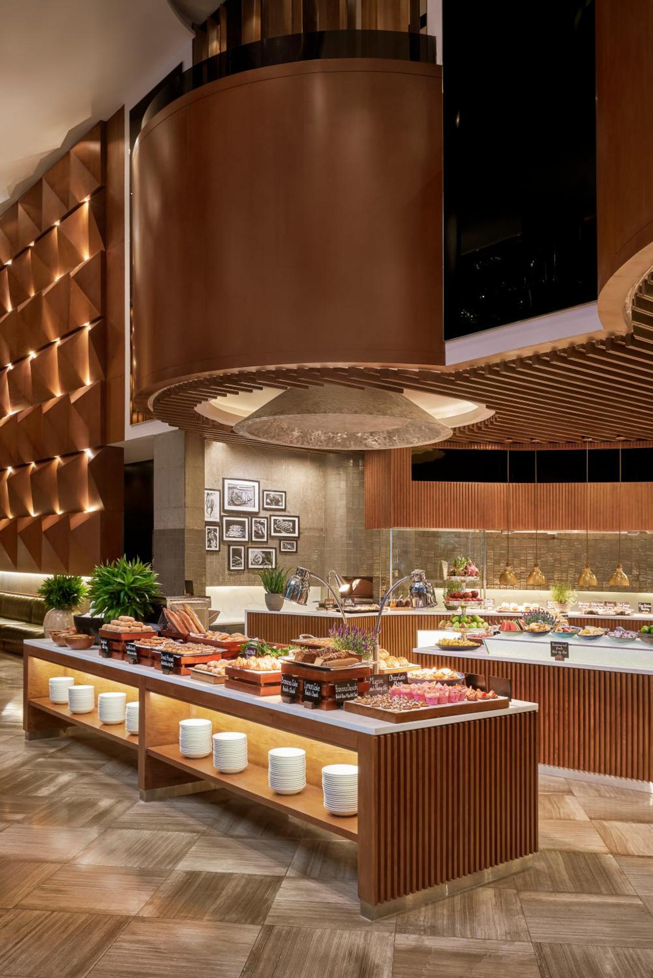 New World Saigon Khách sạn 5*