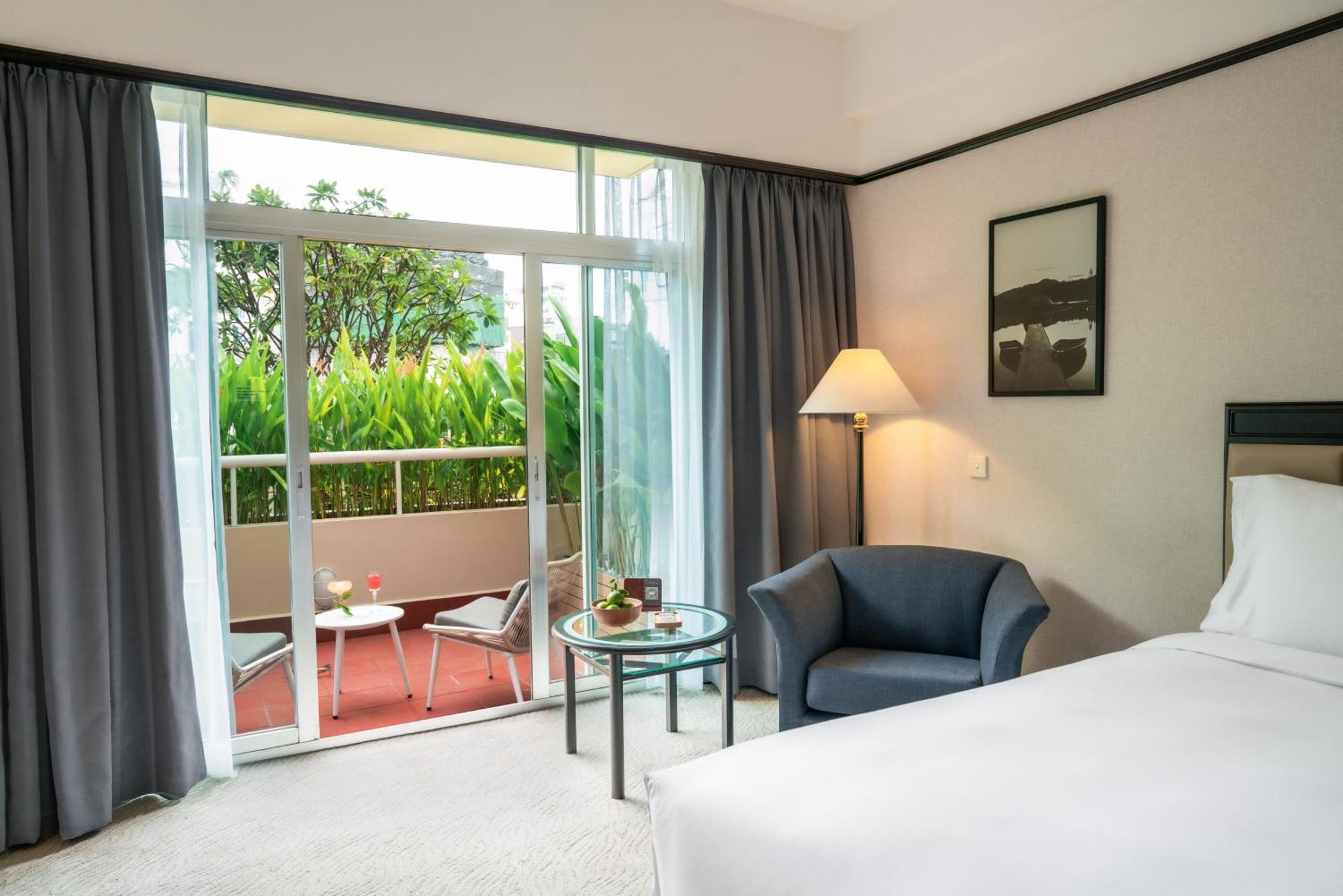 Khách sạn New World Saigon